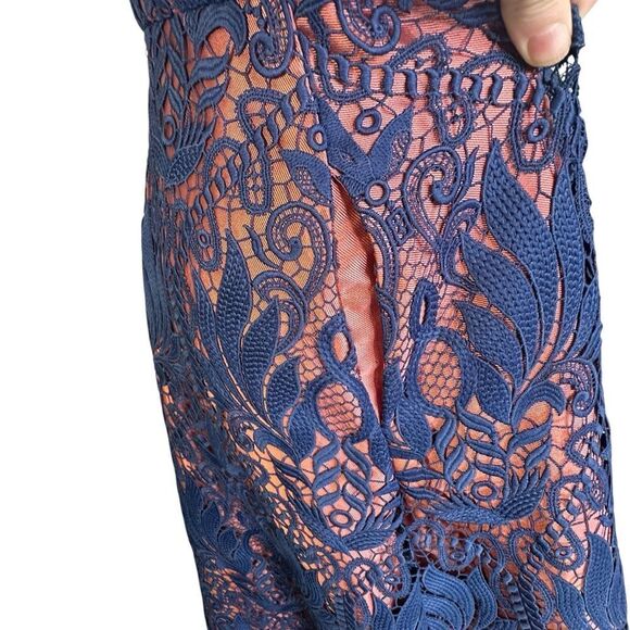 Kay Unger Claudia Navy Floral Lace Walk Thru Cocktail Dress | Size 4 - Picture 5 of 13